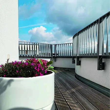 Luxurious Penthouse -breathtaking Rooftop Terrace Apartament *